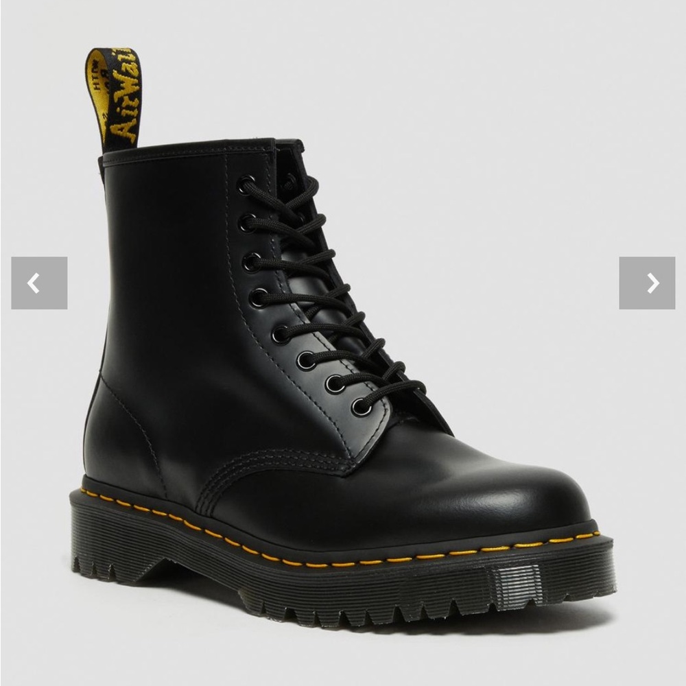 Doc Martens 1460’s